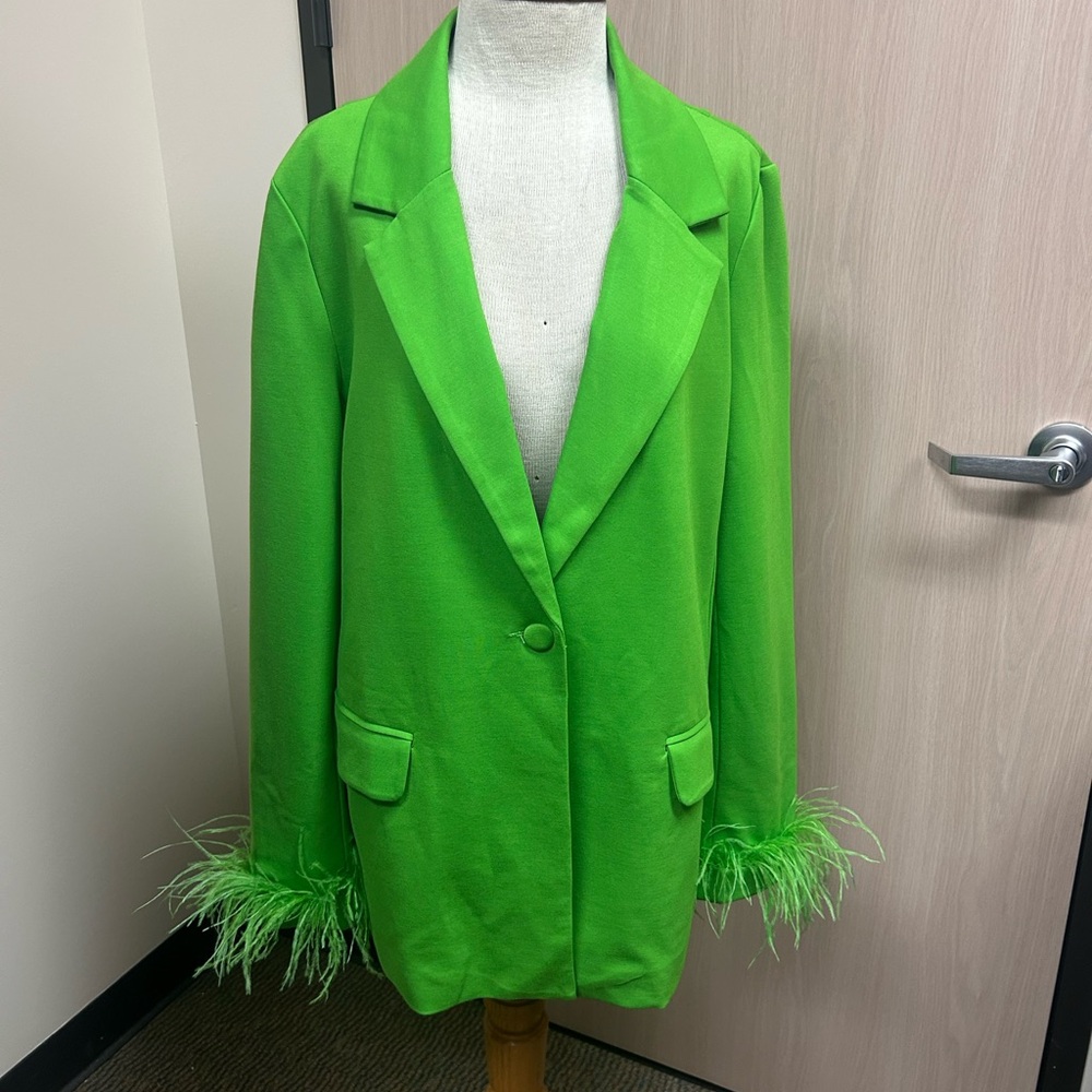 Chic Green Feather-Trimmed Women's Blazer